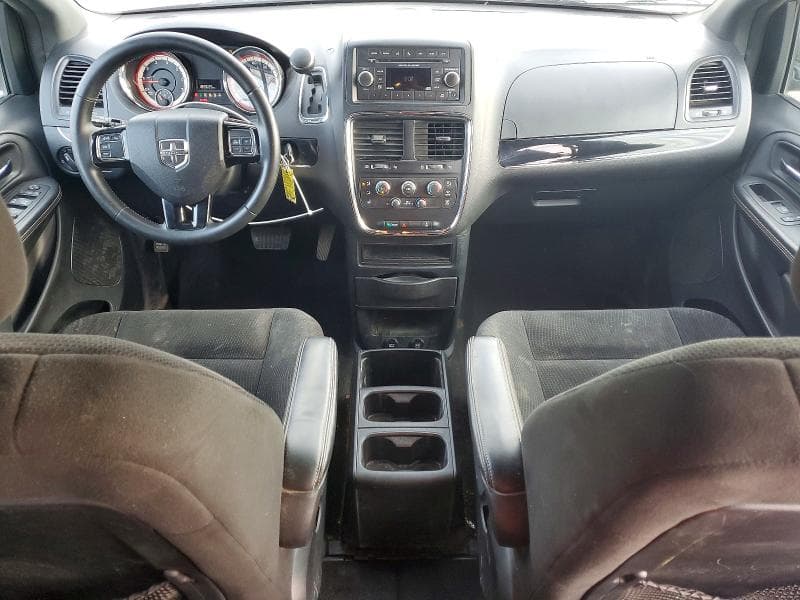 2017 DODGE GRAND CARAVAN SE 8