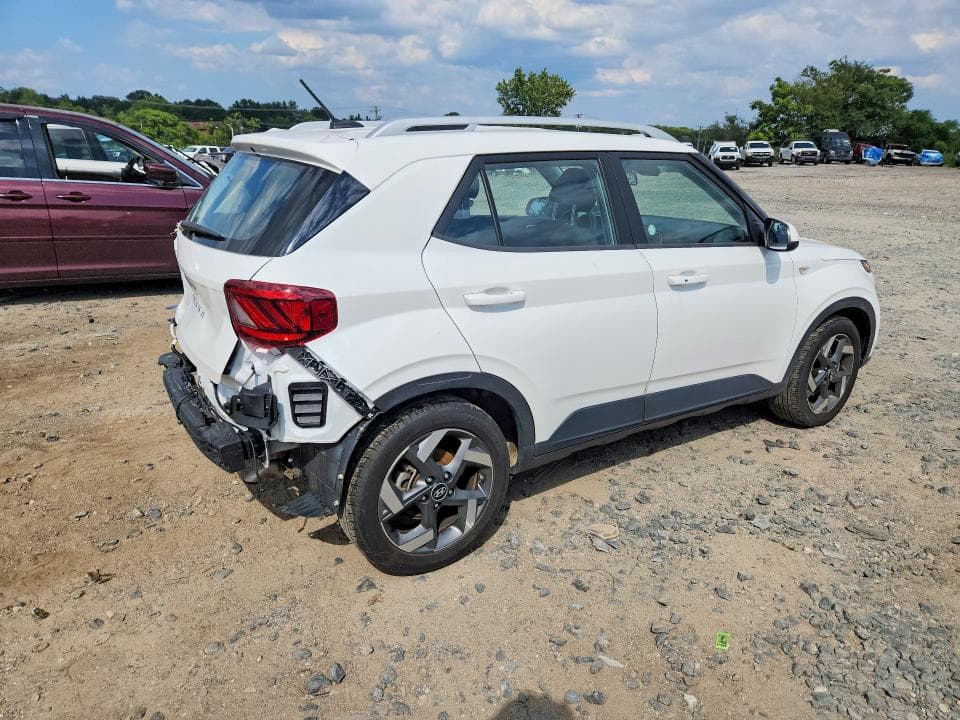 2025 HYUNDAI VENUE SEL 3