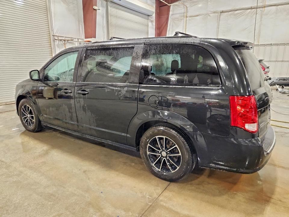2018 DODGE GRAND CARAVAN GT 2