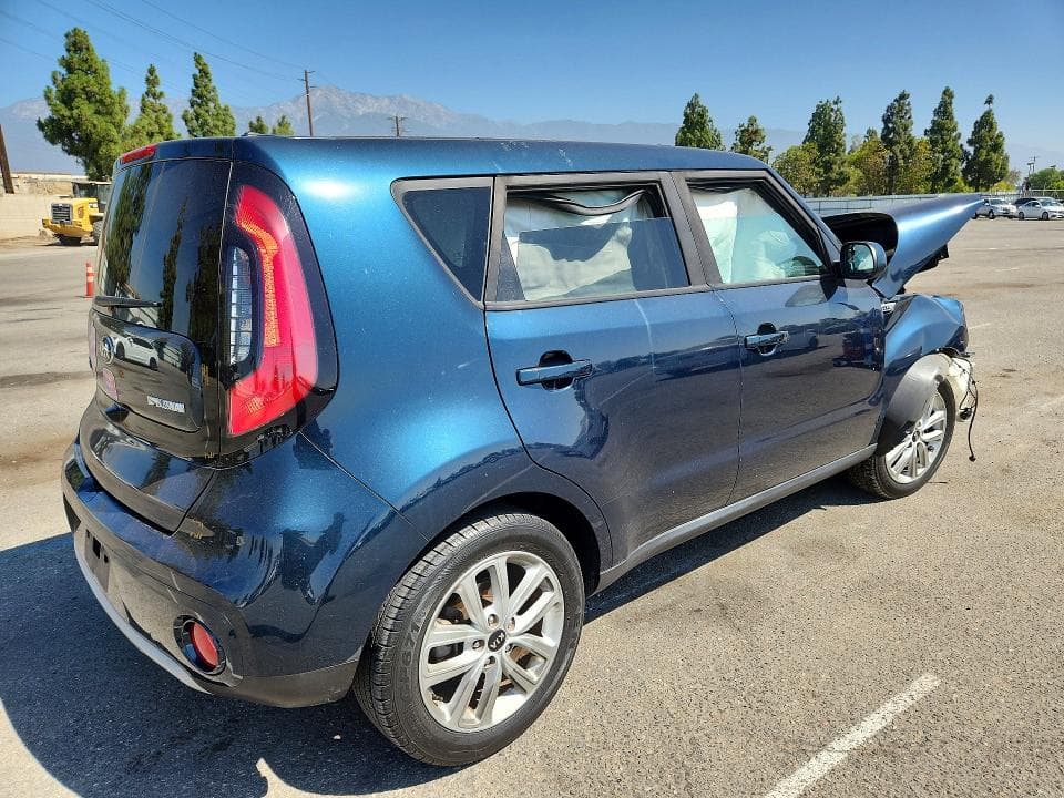 2019 KIA SOUL + 3