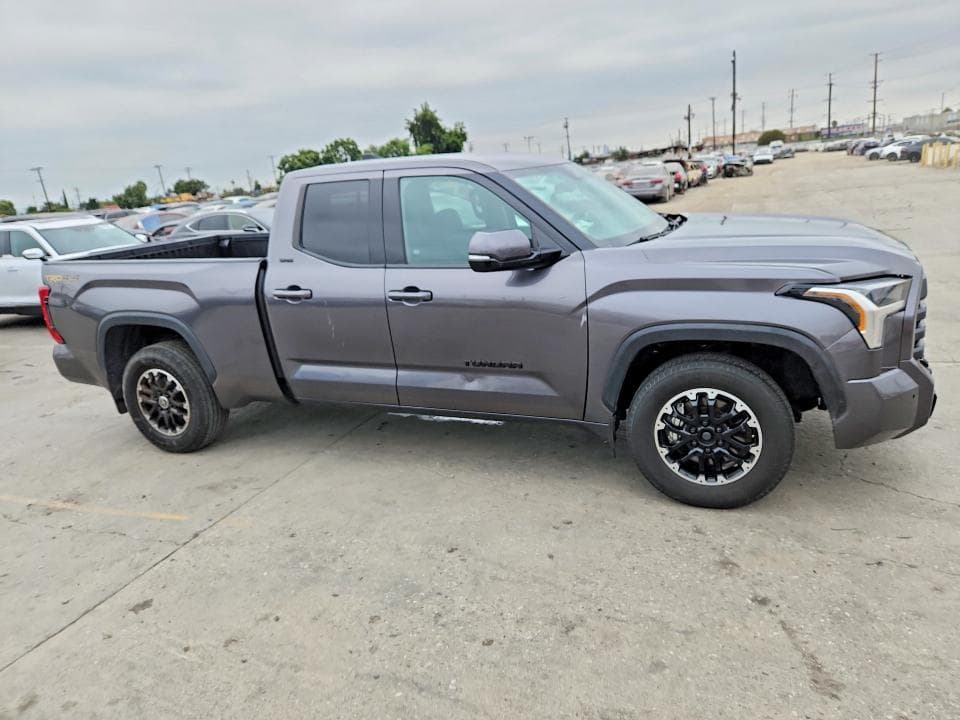 2022 TOYOTA TUNDRA SR5 4