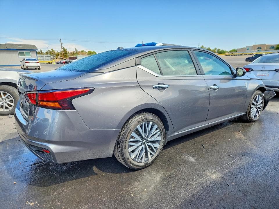 2025 NISSAN ALTIMA SV 3