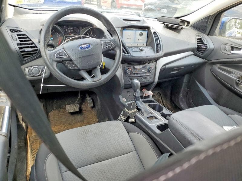 2017 FORD ESCAPE SE 8