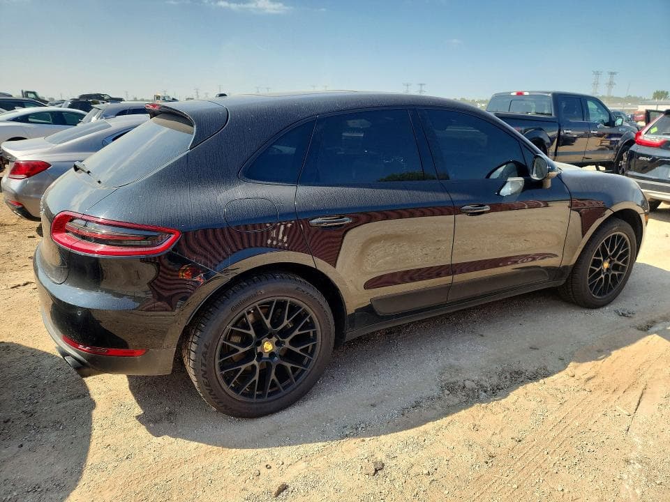 2018 PORSCHE MACAN 3