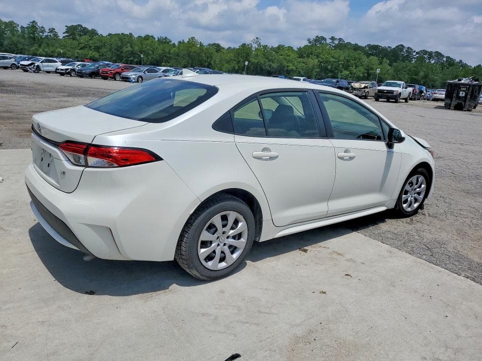 2021 TOYOTA COROLLA LE 3