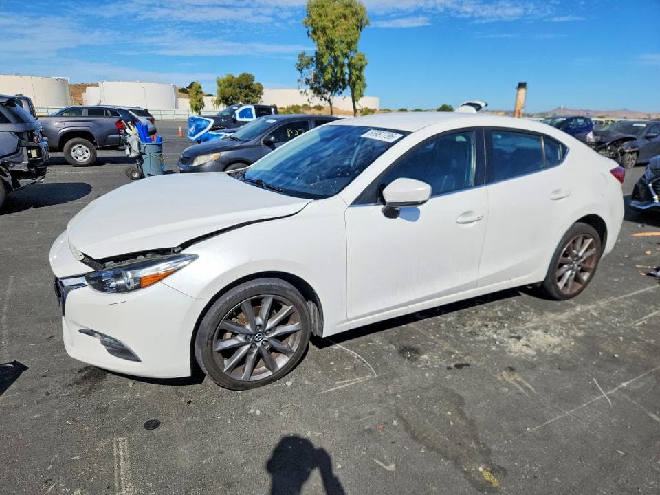 2017 MAZDA 3 TOURING - 1