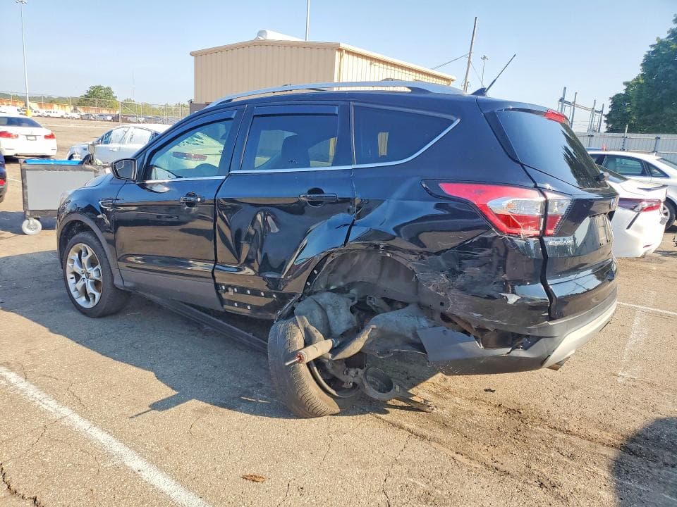 2018 FORD ESCAPE TITANIUM 2