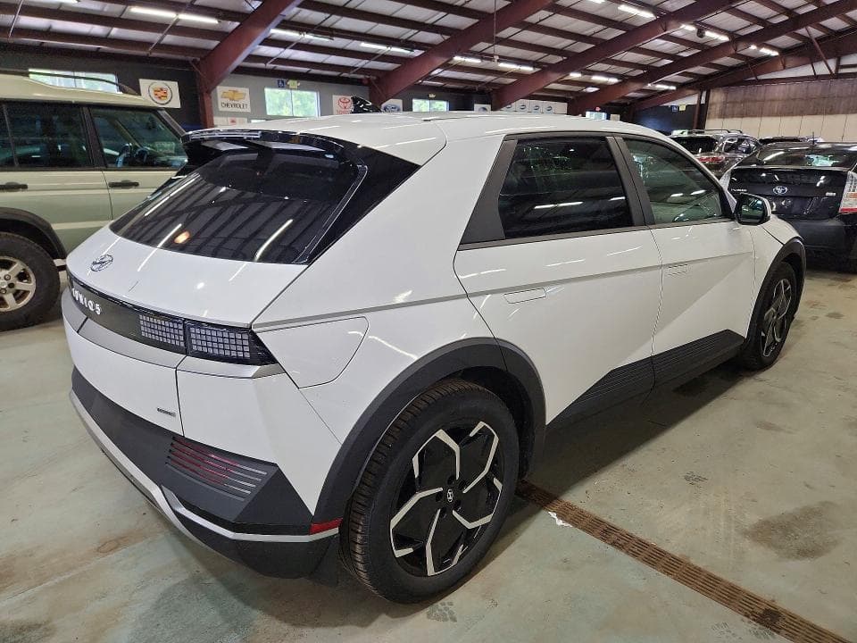 2022 HYUNDAI IONIQ 5 SE 3