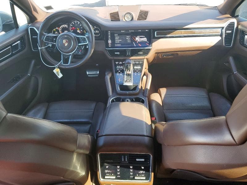 2020 PORSCHE CAYENNE S COUPE 8