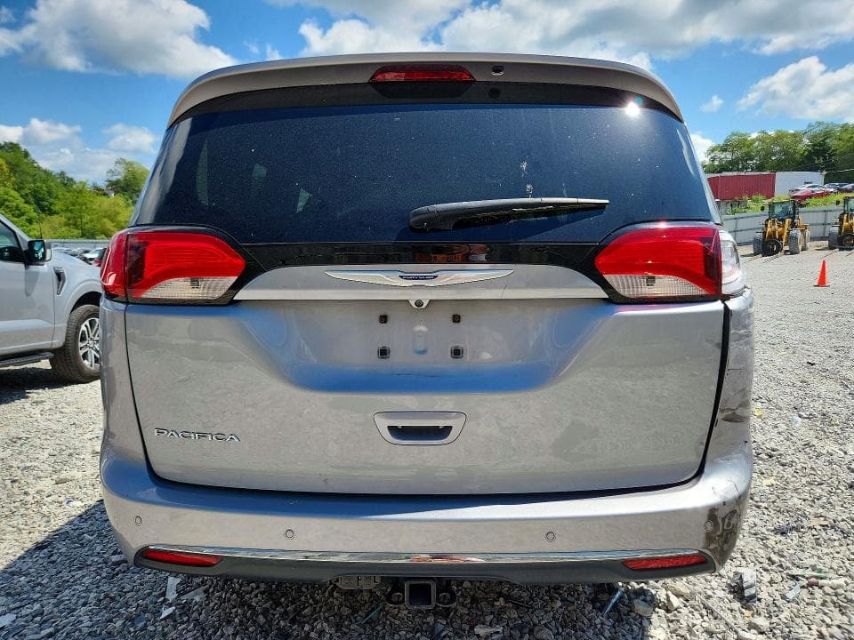 2020 CHRYSLER PACIFICA TOURING L PLUS 6