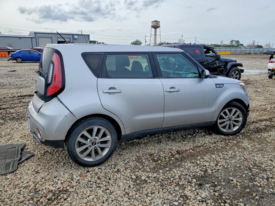 2017 KIA SOUL + 3