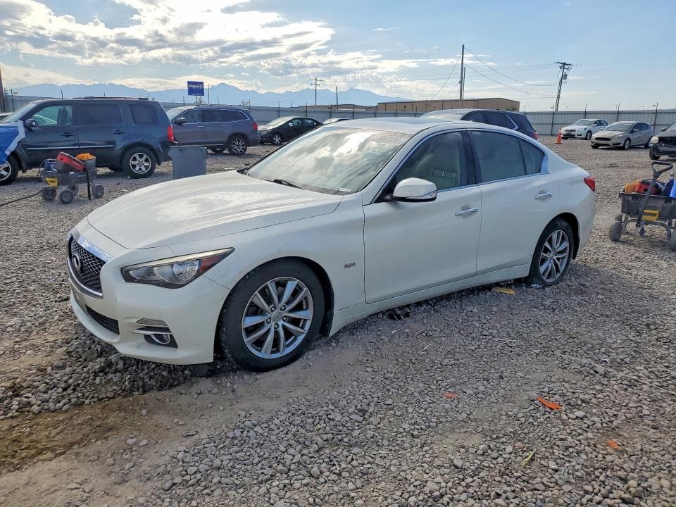 2017 INFINITI Q50 3.0T PREMIUM - 1