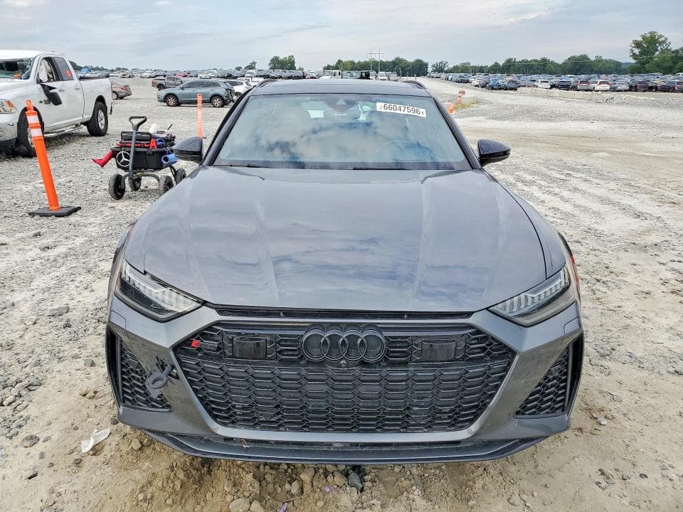 2023 AUDI RS6 5