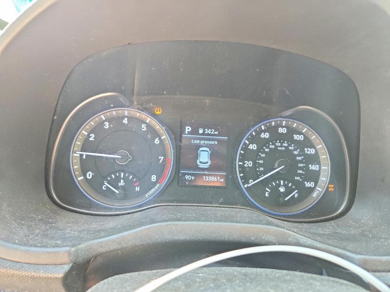 2019 HYUNDAI KONA SE 9