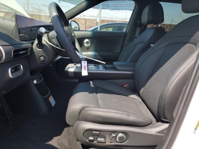2026 GENESIS GV60 ADVANCED 7