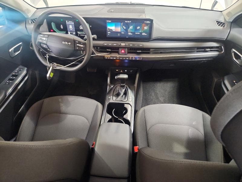 2026 KIA K4 LXS 8