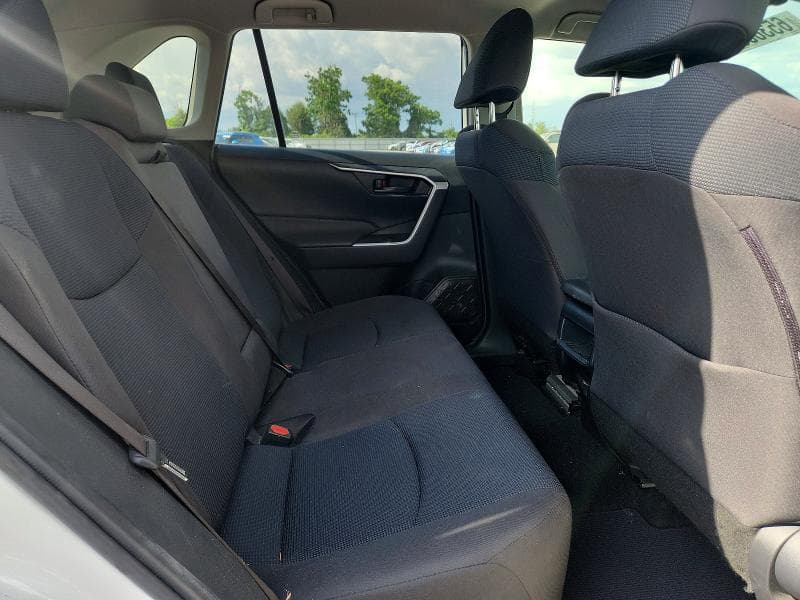 2019 TOYOTA RAV4 LE 11