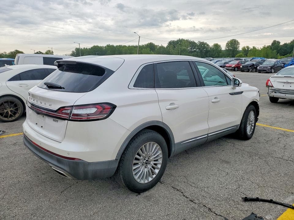 2019 LINCOLN NAUTILUS 3