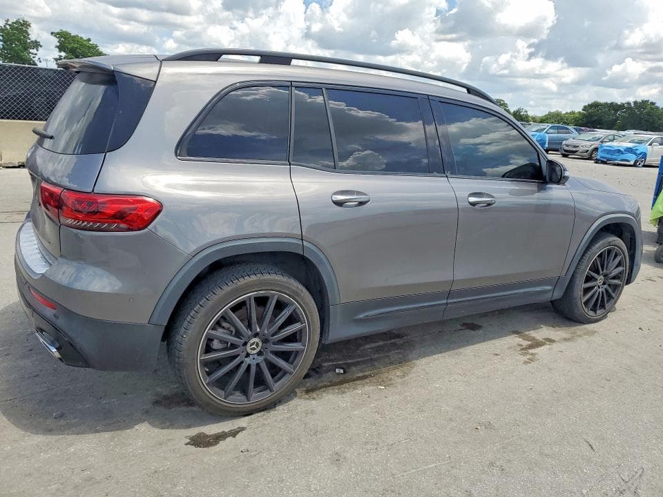 2023 MERCEDES-BENZ GLB 250 3
