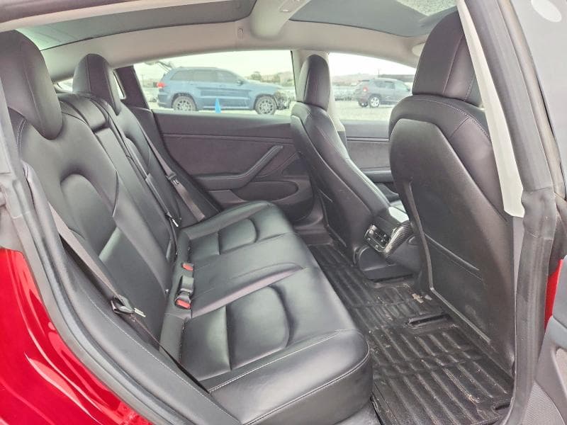 2018 TESLA MODEL 3 10