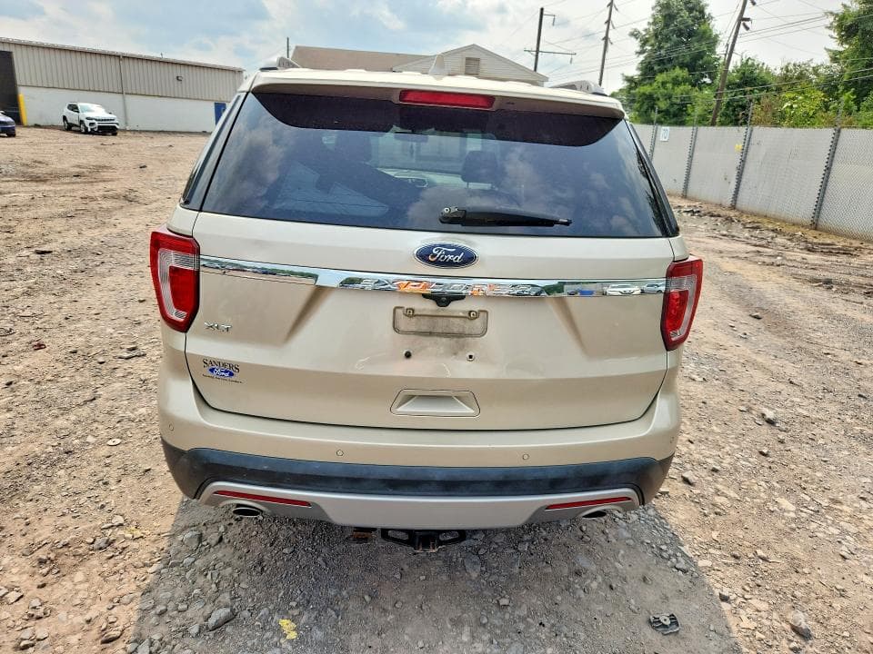 2017 FORD EXPLORER XLT 6