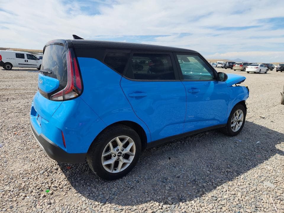 2023 KIA SOUL S 3