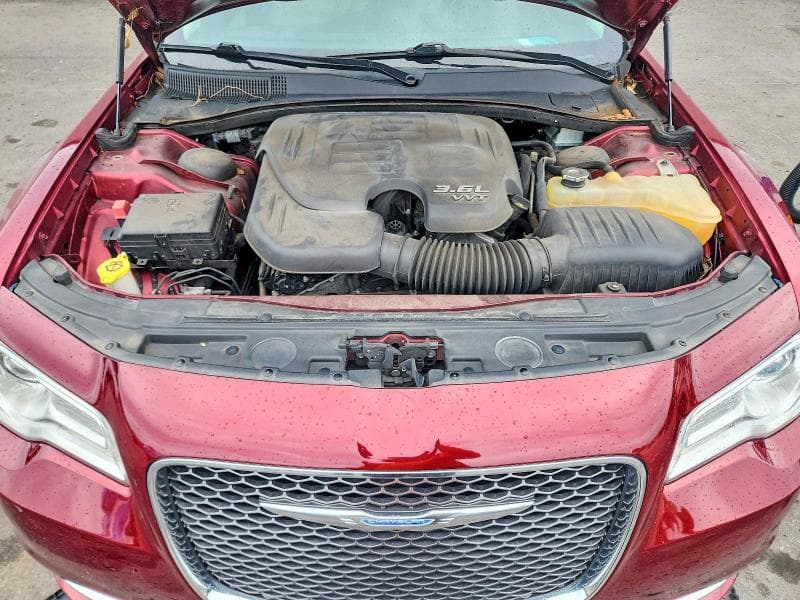 2017 CHRYSLER 300C 11