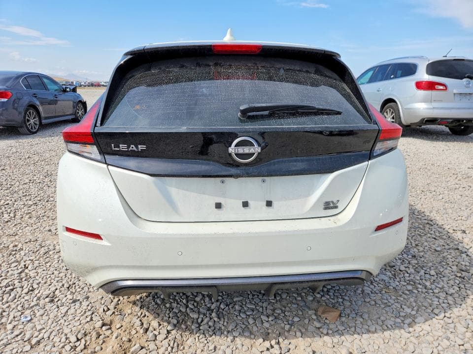 2023 NISSAN LEAF SV PLUS 6