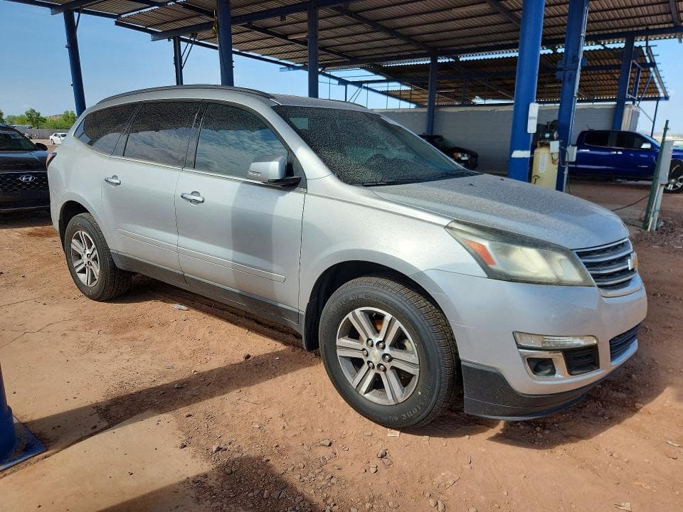 2017 CHEVROLET TRAVERSE LT 4