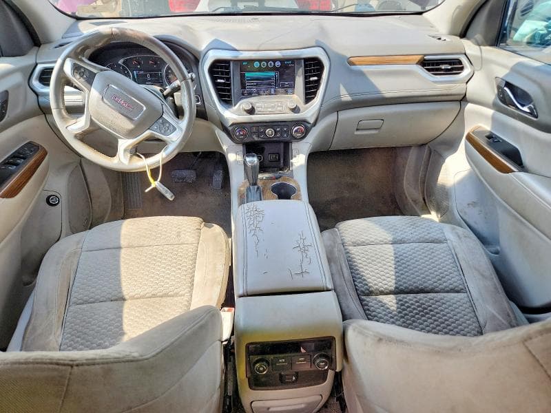 2017 GMC ACADIA SLE 8