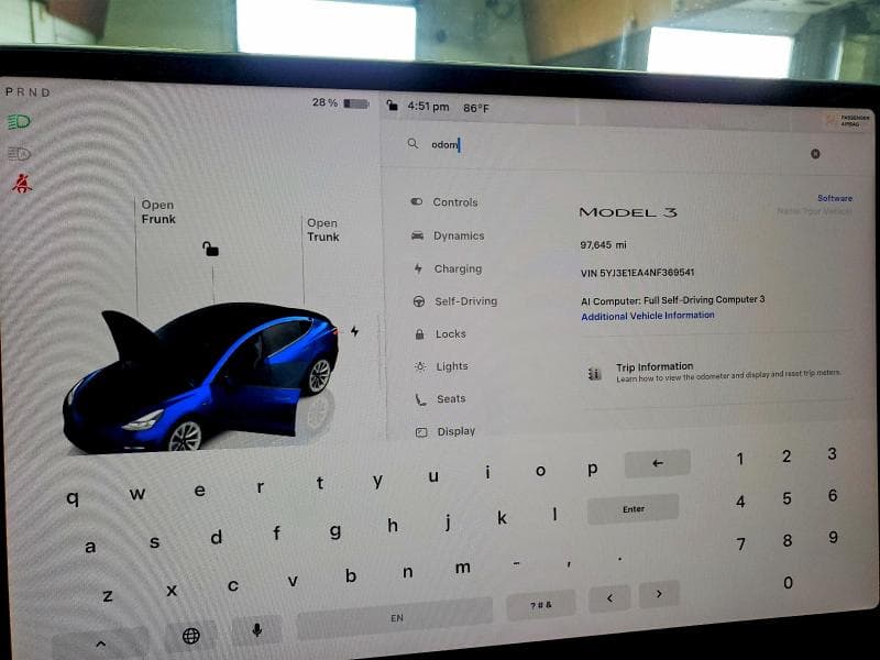 2022 TESLA MODEL 3 9