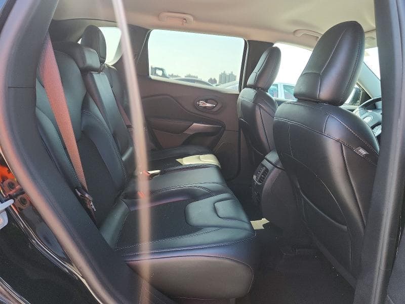 2020 JEEP CHEROKEE LATITUDE PLUS 10