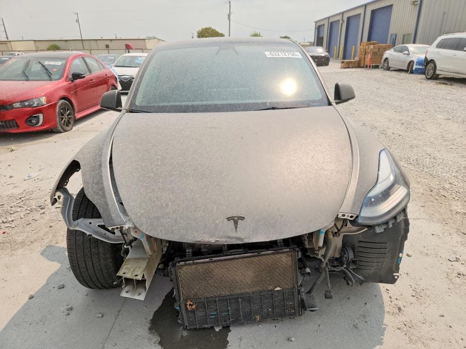 2022 TESLA MODEL  Y 5