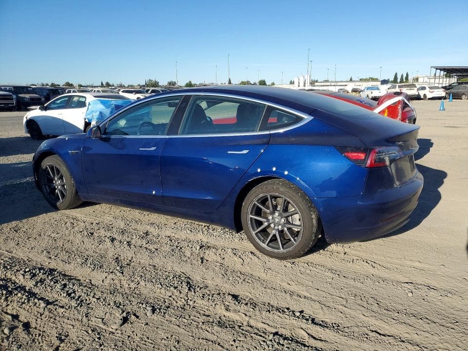 2018 TESLA MODEL 3 2