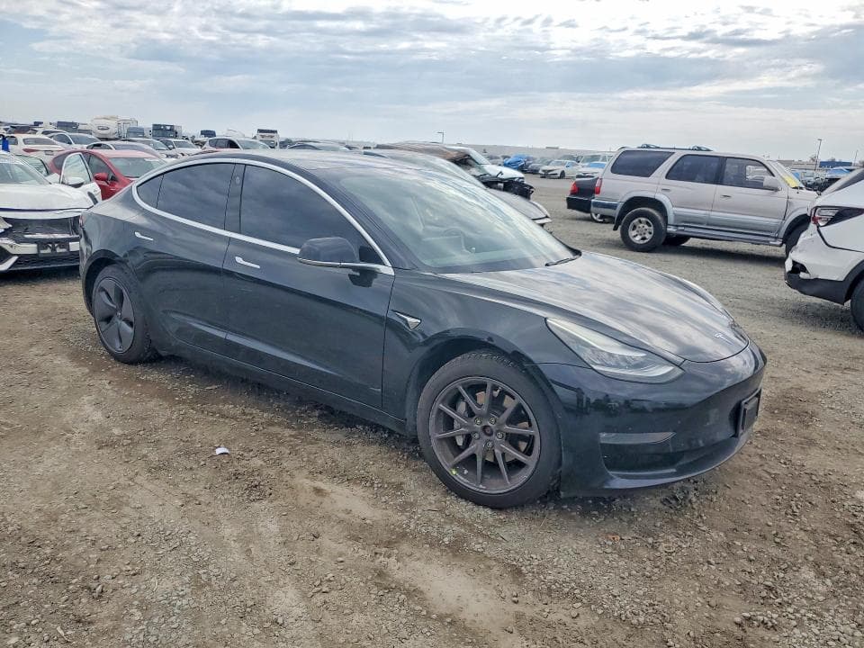 2020 TESLA MODEL 3 4