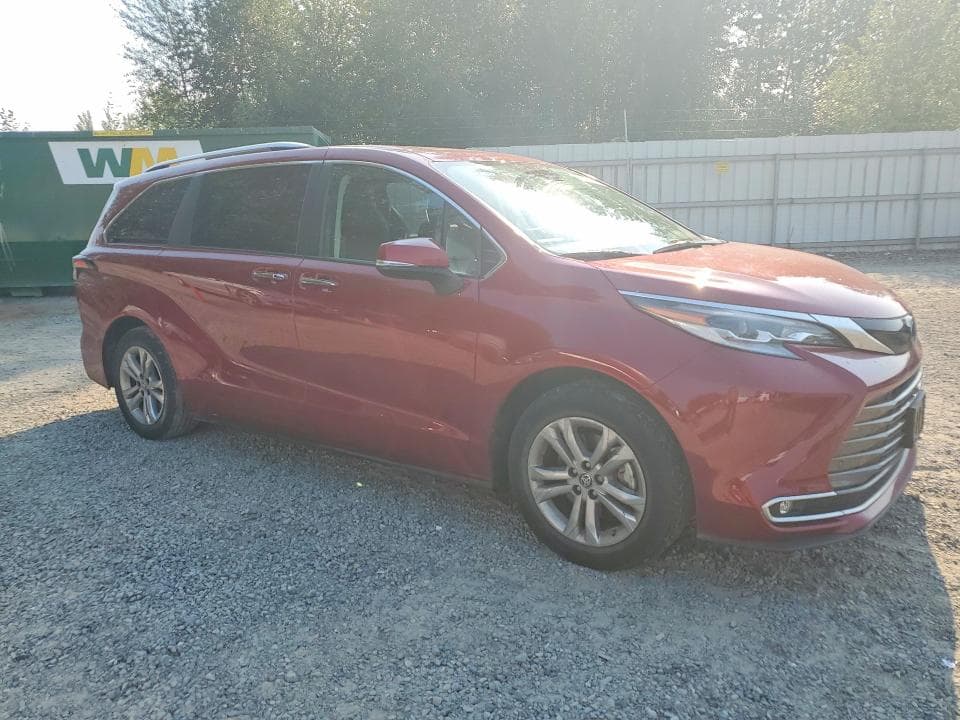 2022 TOYOTA SIENNA PLATINUM 7-PASSENGER 4