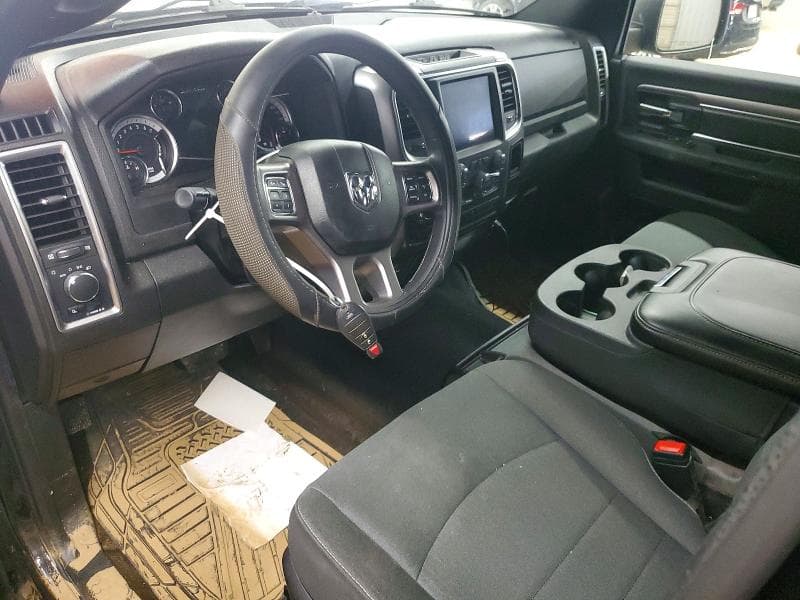 2022 RAM 1500 CLASSIC SLT 8