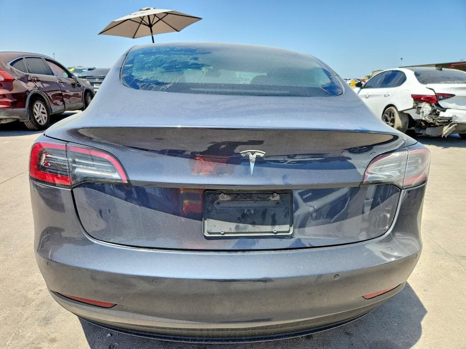 2022 TESLA MODEL 3 6