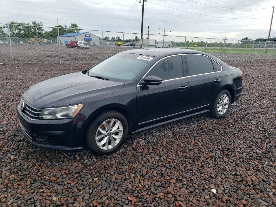 2017 VOLKSWAGEN PASSAT S - 1