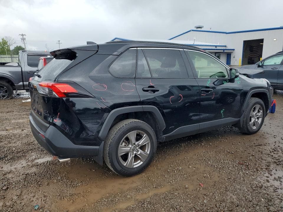 2024 TOYOTA RAV4 HYBRID XLE 3