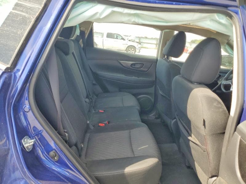 2019 NISSAN ROGUE S 11