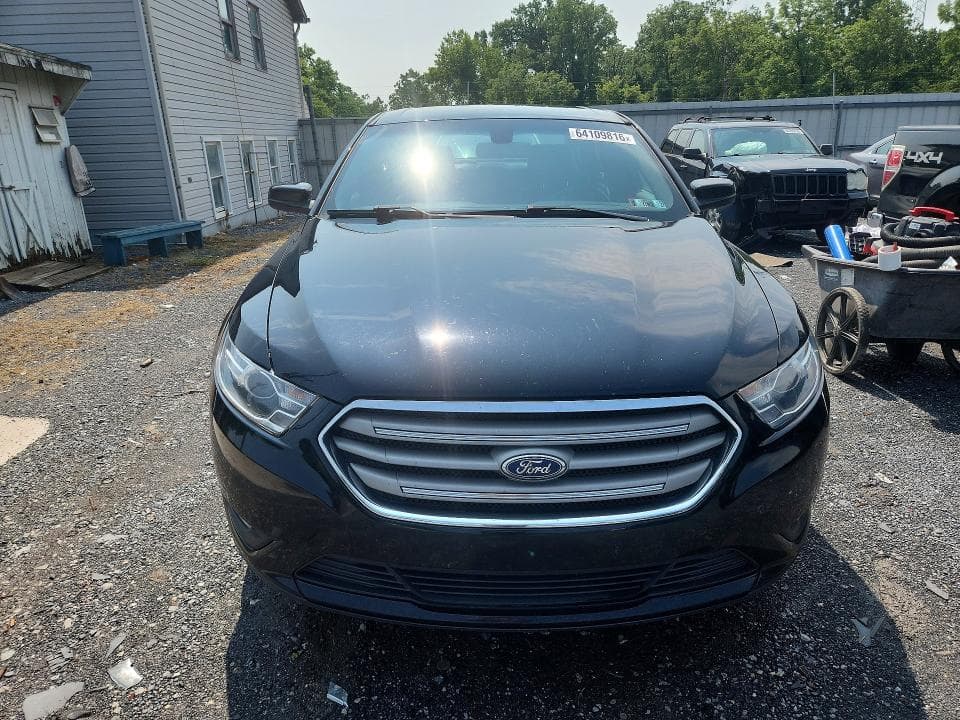 2018 FORD TAURUS SEL 5