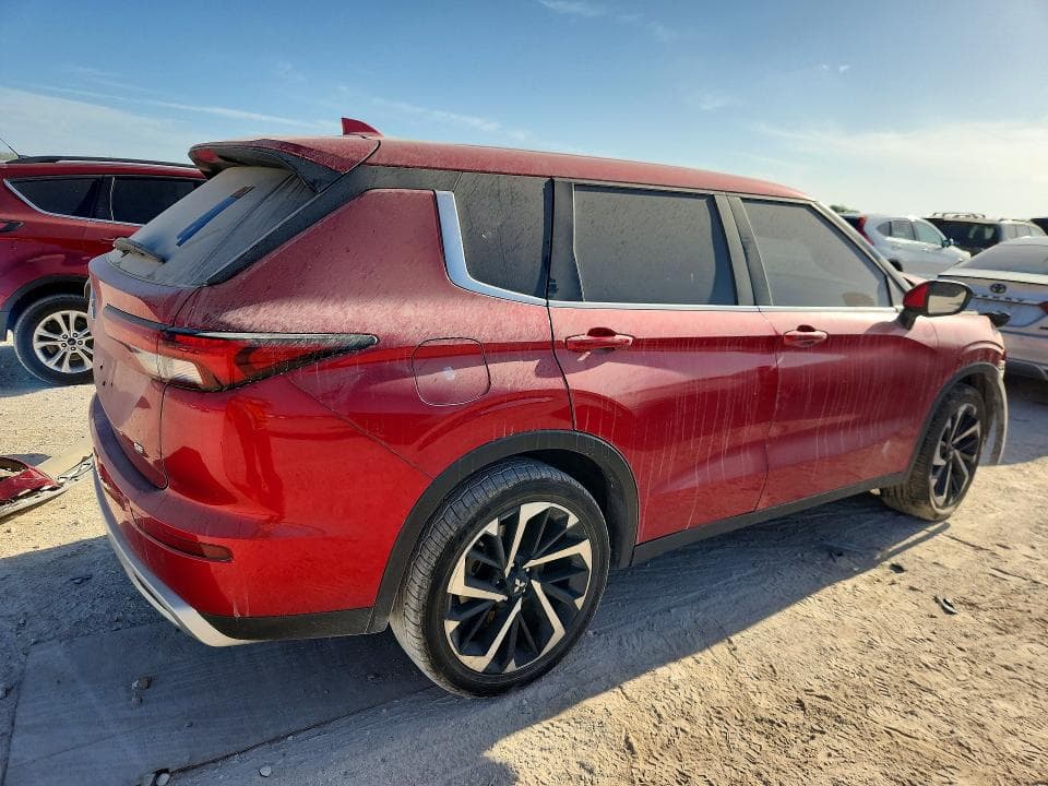 2023 MITSUBISHI OUTLANDER SE 3