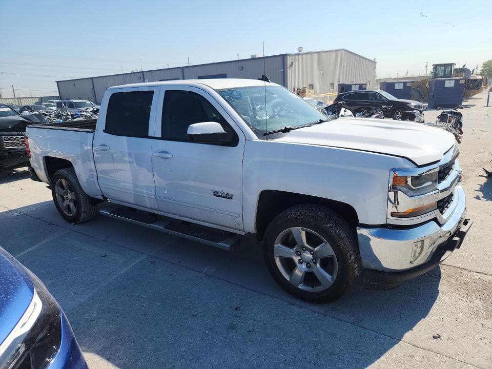 2018 CHEVROLET SILVERADO C1500 LT 4
