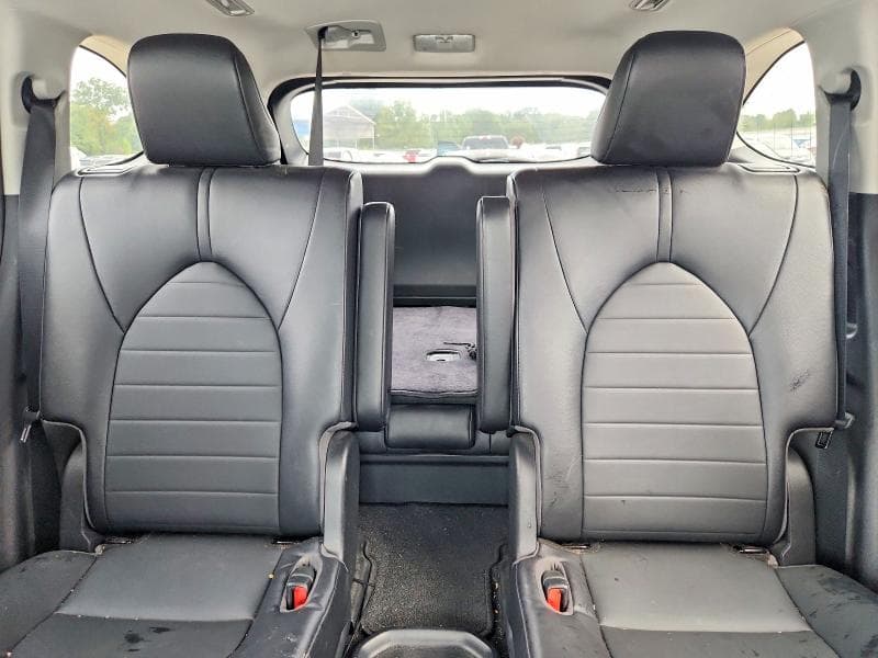 2022 TOYOTA HIGHLANDER XLE 10