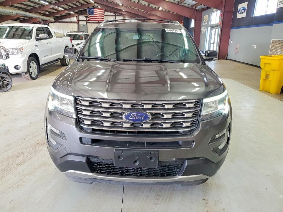 2017 FORD EXPLORER XLT 5