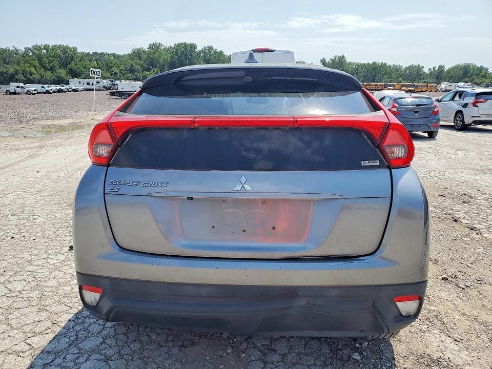 2020 MITSUBISHI ECLIPSE CROSS ES 6