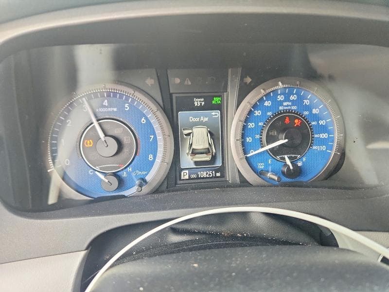 2018 TOYOTA SIENNA XLE 8-PASSENGER 9