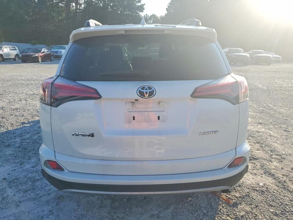 2017 TOYOTA RAV4 LIMITED 6