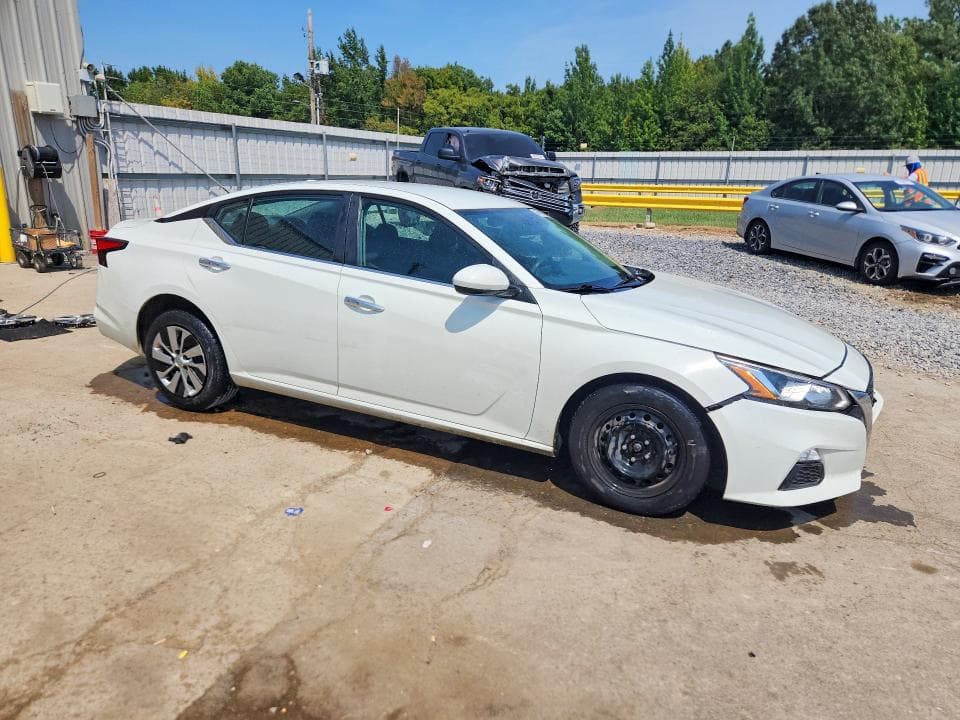 2020 NISSAN ALTIMA S 4